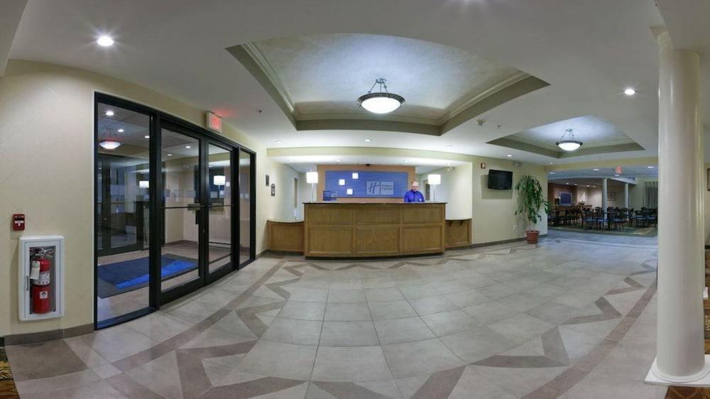 Holiday Inn Express & Suites Carneys Point - Pennsville By Ihg Exteriér fotografie