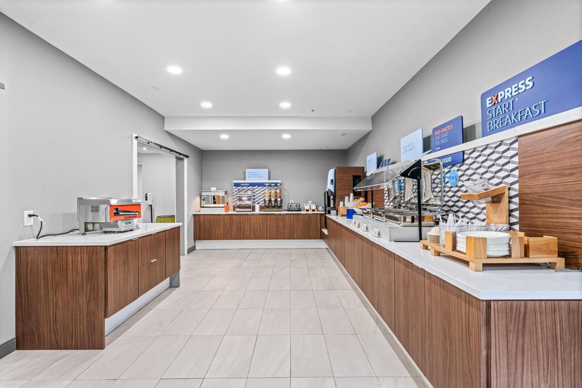 Holiday Inn Express & Suites Carneys Point - Pennsville By Ihg Exteriér fotografie