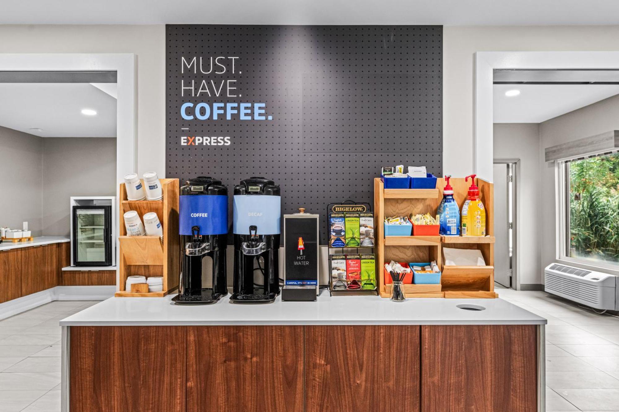 Holiday Inn Express & Suites Carneys Point - Pennsville By Ihg Exteriér fotografie