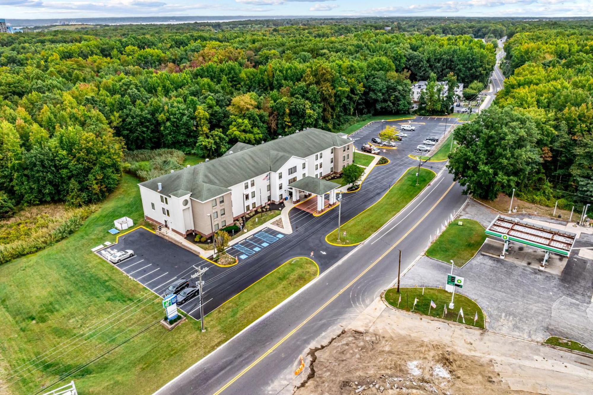 Holiday Inn Express & Suites Carneys Point - Pennsville By Ihg Exteriér fotografie